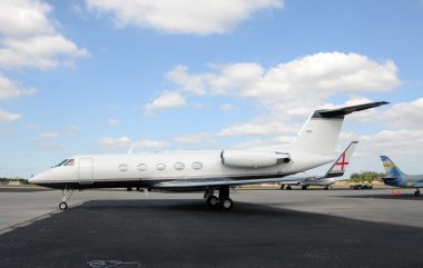 Corporate jet clipart