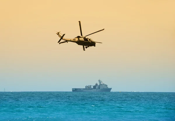 군 헬기 — 스톡 사진