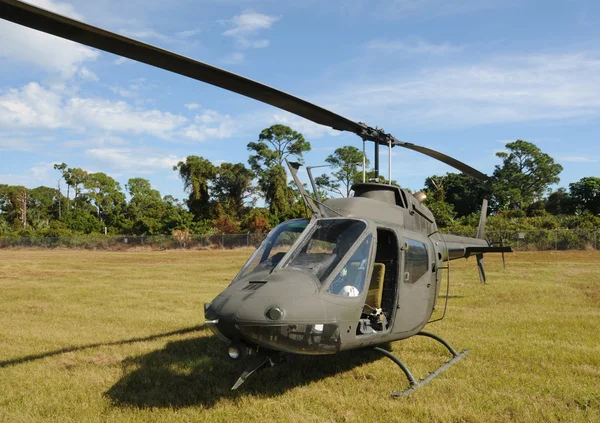 Helicóptero militar — Foto de Stock