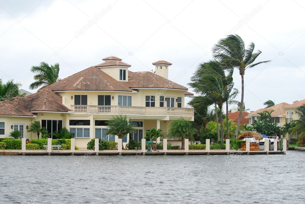 Luxury waterfront home in Florida