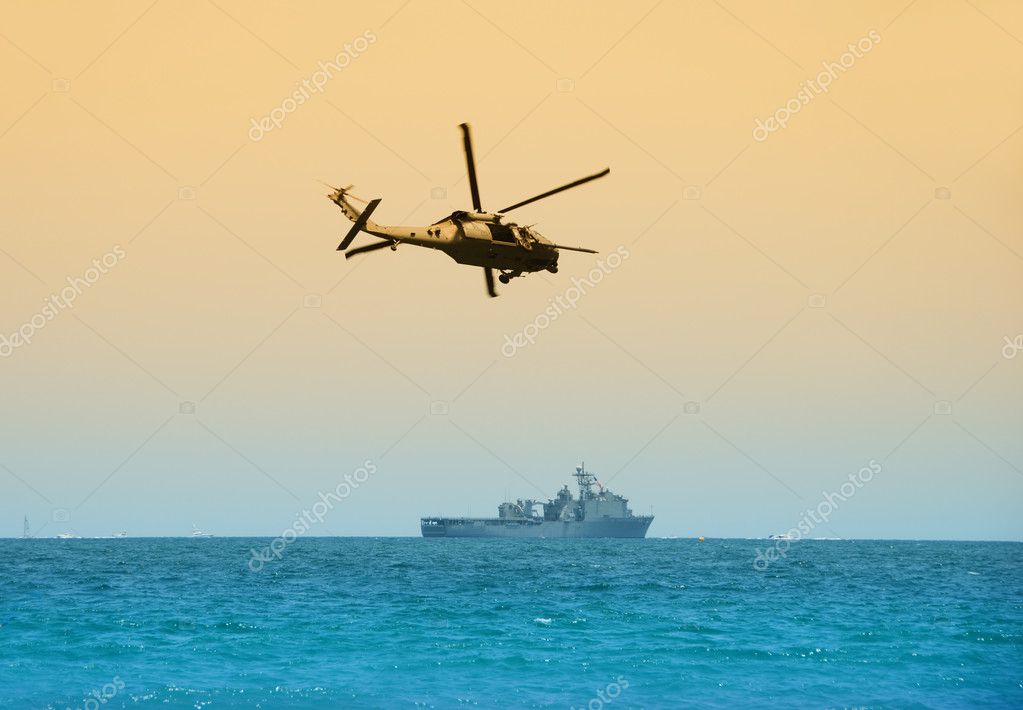 military helicopter | 圖庫照片 08 ivan cholakov #11654308