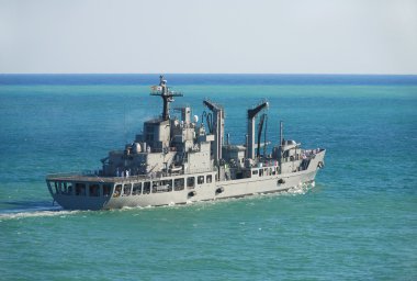 askeri gemi