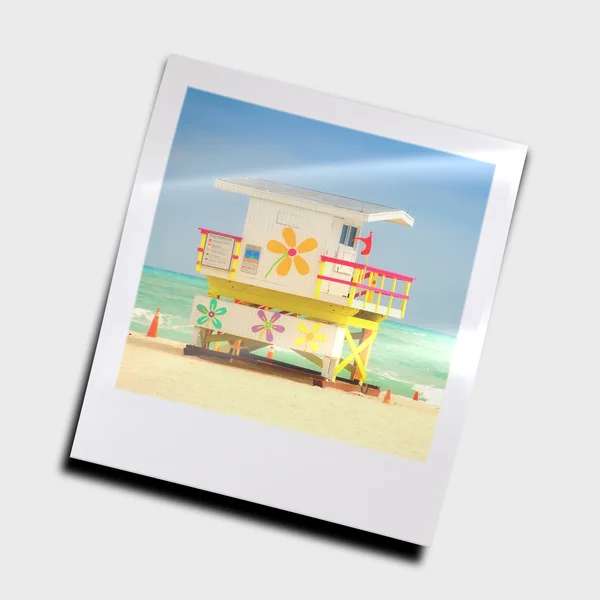 Polaroid photo of lifeguard station — Stock Photo, Image