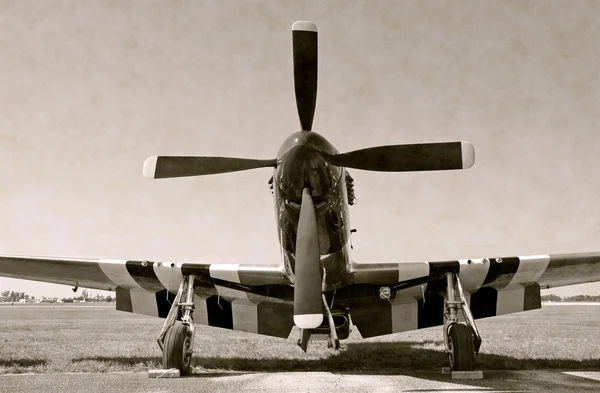 Oude gevechtsvliegtuig — Stockfoto