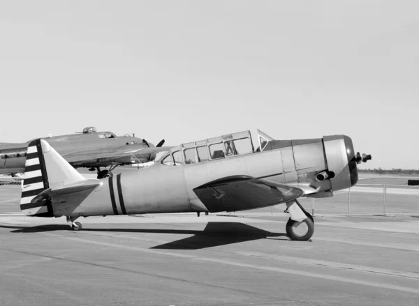 Retro fighter airplane — Stock Photo, Image