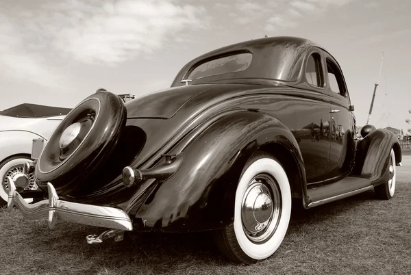오래 된 자동차 — 스톡 사진