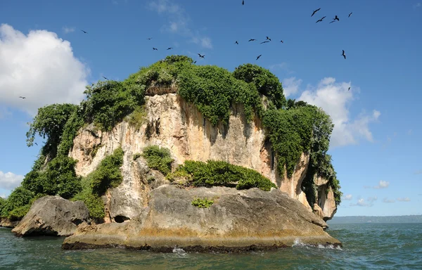 Удаленный остров — стоковое фото
