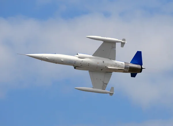 Nagy sebességű sugárhajtású vadászgép — Stock Fotó