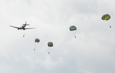 Paratroopers clipart