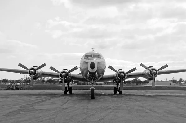 Старий літак — стокове фото
