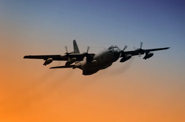 Военный самолет — стоковое фото
