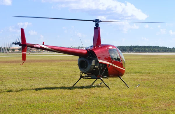 Pequeno helicóptero — Fotografia de Stock