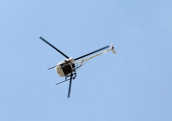 Helicopter in flight — Stock Photo, Image