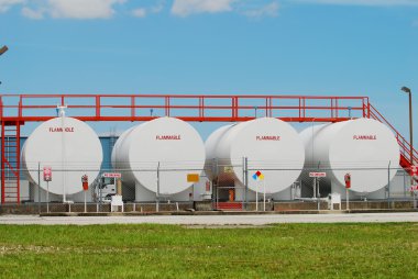 yakıt depolama tankları