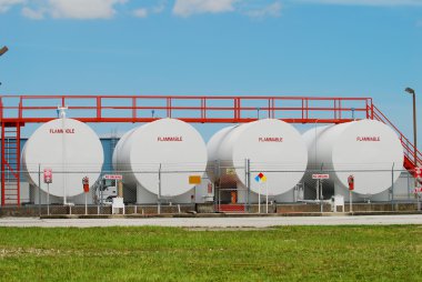 Fuel storage tanks clipart