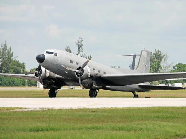 Avião dc-3 — Fotografia de Stock