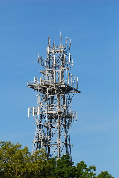 Antenne de télécommunications — Photo