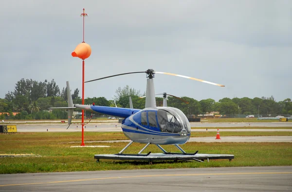 Lehký vrtulník — Stock fotografie