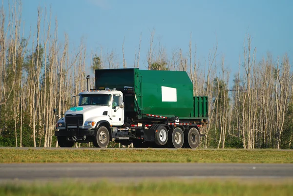 Rimozione rifiuti camion — Foto Stock