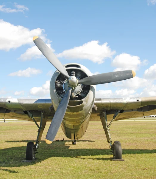 Oude gevechtsvliegtuig — Stockfoto