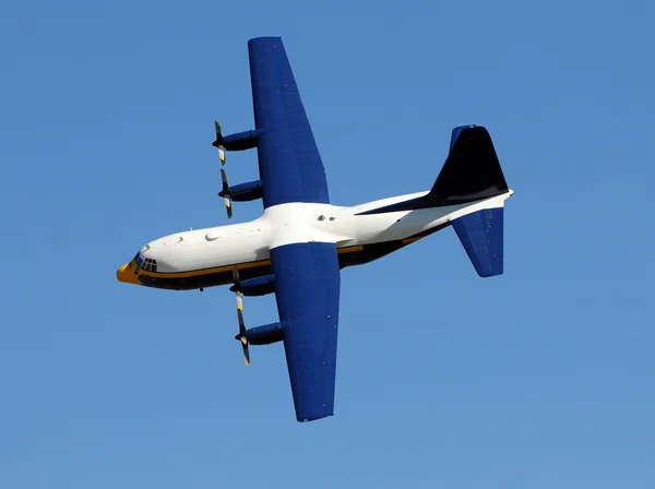 Samolot turbośmigłowy — Zdjęcie stockowe