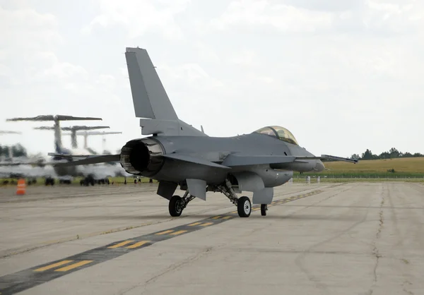 Departing jetfighter — Stock Photo, Image