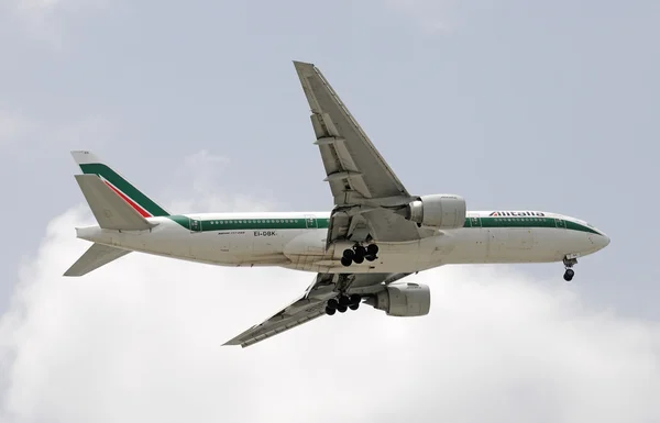 Boeing 767 de Alitalia — Foto de Stock