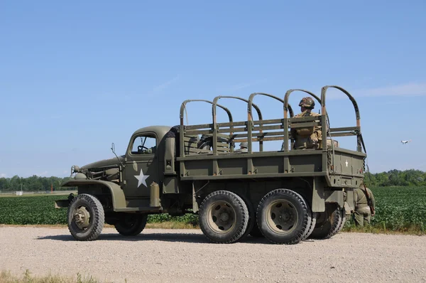 Camión militar —  Fotos de Stock