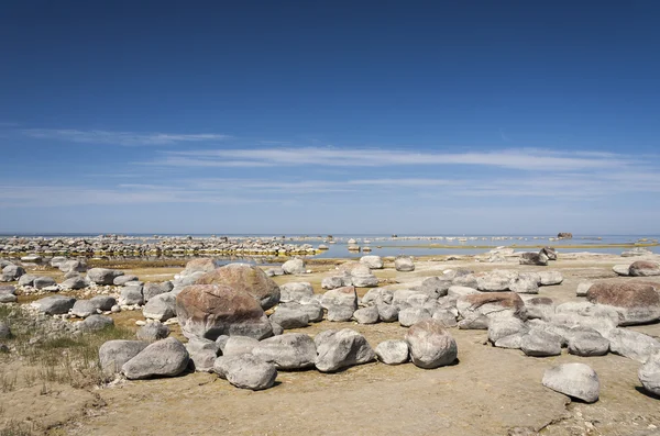 Kamenité pobřeží — Stock fotografie