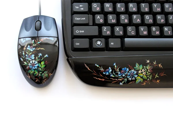 The computer keyboard and mouse with an art list. — Stock Photo, Image