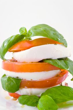 Buffalo mozzarella ve domates