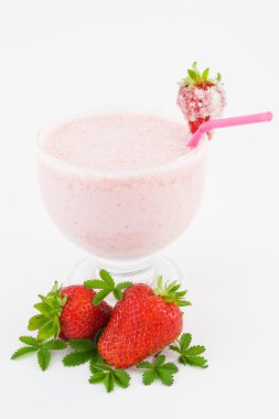 Çilekli milkshake