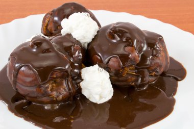 Chocolate profiteroles