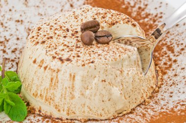 kahve semifreddo-puding