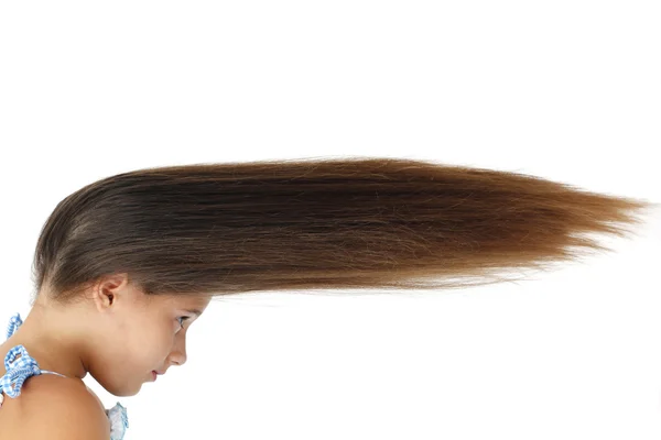 Krásná holčička s dlouhými vlasy — Stock fotografie
