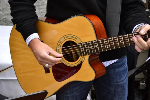 Guitarras acústicas —  Fotos de Stock