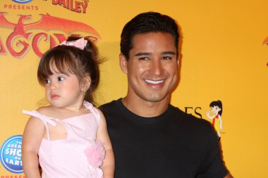 Mario Lopez and daughter clipart