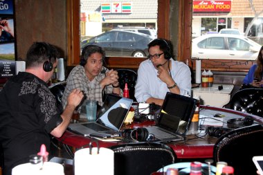 Dan Dunn, Ray Romano, Tom Caltabiano