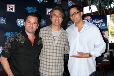 Dan Dunn, Ray Romano, Tom Caltabiano