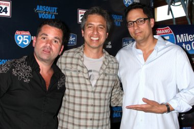 Dan Dunn, Ray Romano, Tom Caltabiano