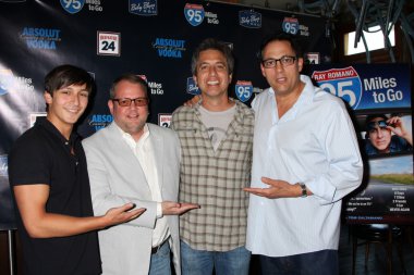 Ray Romano, Tom Caltabiano, Misafirler