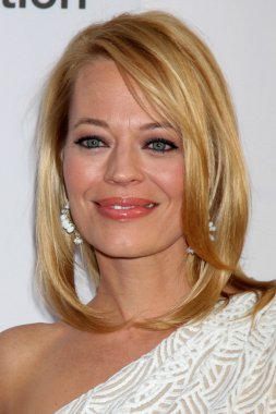 Jeri Ryan