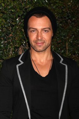 Joey Lawrence