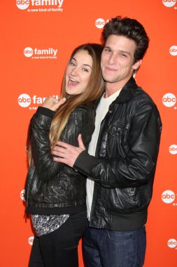 Shailene Woodley, Daren Kagasoff