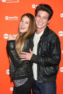 Shailene Woodley, Daren Kagasoff