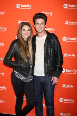 Shailene Woodley, Daren Kagasoff clipart