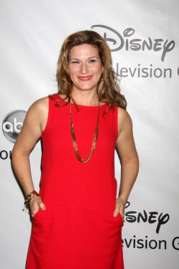 Ana Gasteyer