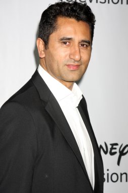 Cliff Curtis