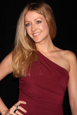 Jennifer Finnigan