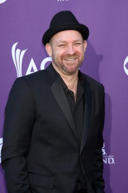 Kristian Bush